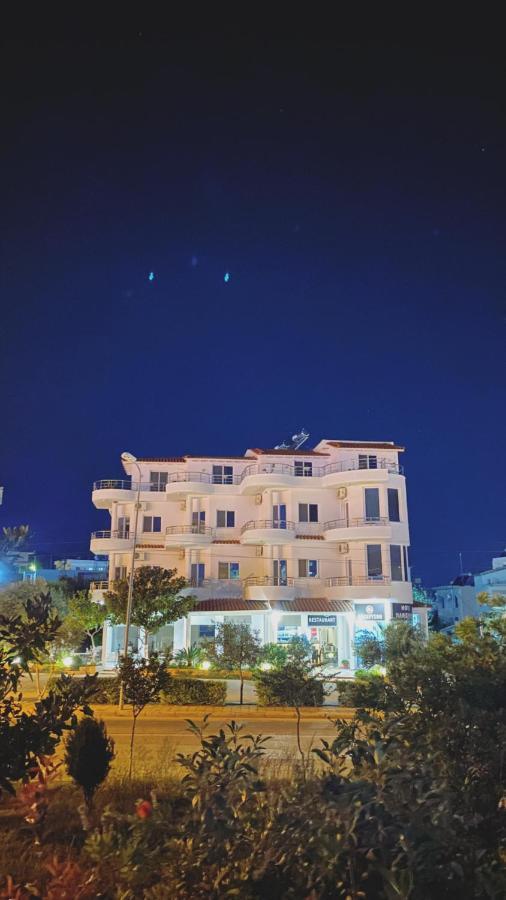 Hotel Mariksel Ксаміл Екстер'єр фото
